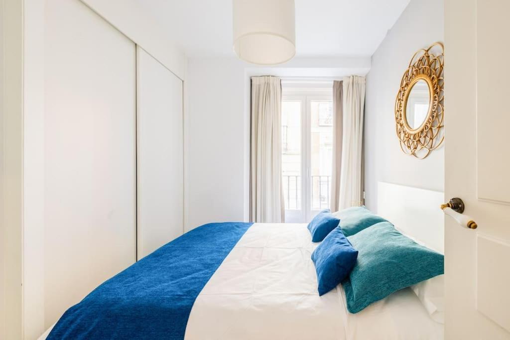 Amazing Flat 5 Balconies In Chueca - Gran Via Apartment Madrid Luaran gambar